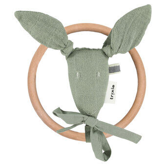 Trixie Rattle Kangaroo - Bliss Olive

Trixie Rangle Kænguru - Bliss Olive