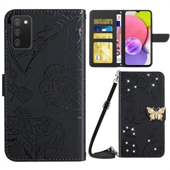 Til Samsung Galaxy A03s (166,5 x 75,98 x 9,14 mm) Butterfly Flowers Præget Stativ Telefonetui PU læderpung Rhinestone Dekoration Skin-touch Cover med Skulderrem.