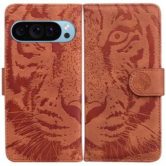 For Google Pixel 9 / Pixel 9 Pro Beskyttende Etui Tiger Præget Mønster Mobiltelefon Cover