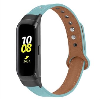 Til Samsung Galaxy Fit SM-R370 Soft Top Layer Kohud Urrem Dobbelt Nitte Design Armbånd, Sort Stik